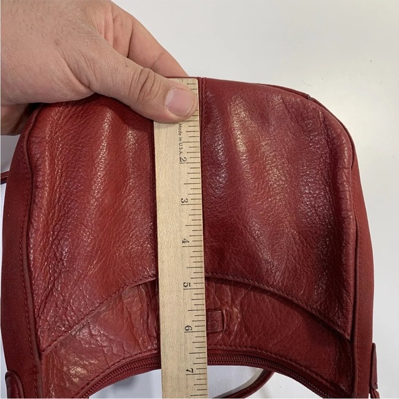 Fossil Red Morgan Pebbled Leather Zip Up Crossbody Shoulder Bag Purse Pockets - Picture 10 of 12